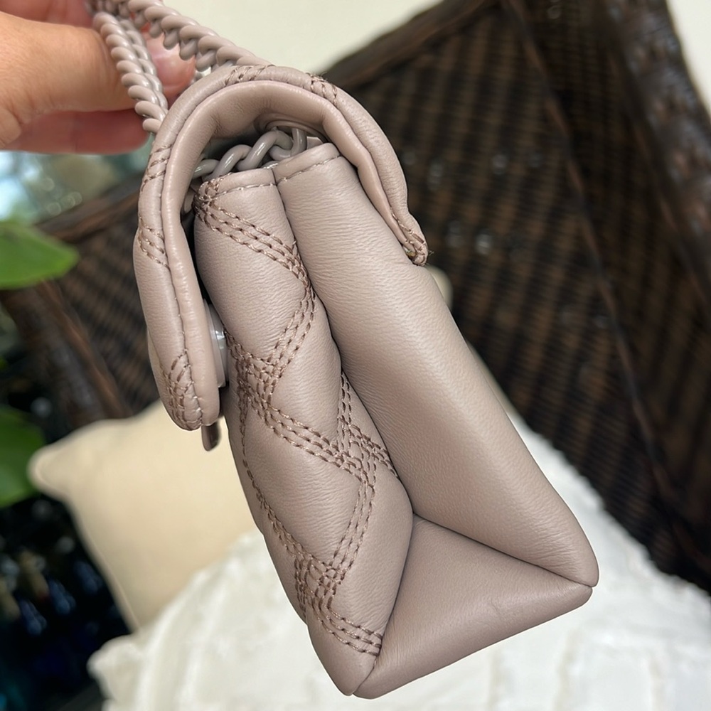 KURT GEIGER MINI Kensington Drench quilted leather crossbody blush taupe - Picture 8 of 17